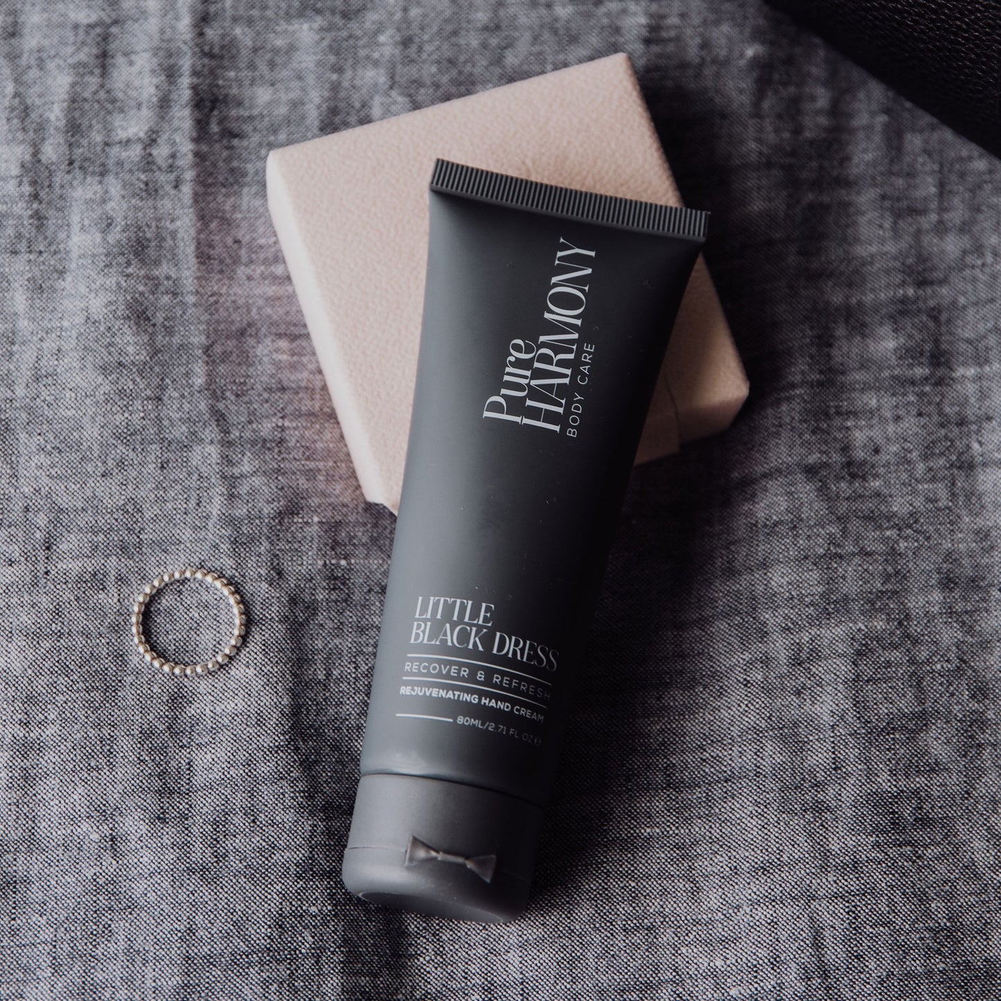 Little Black Dress type Hand Cream